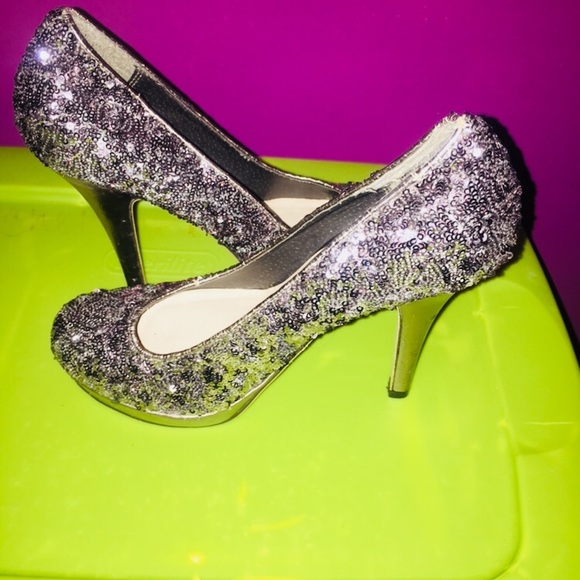 Glitter Glam Heels perfect for prom season!!!!! - Picture 3 of 4
